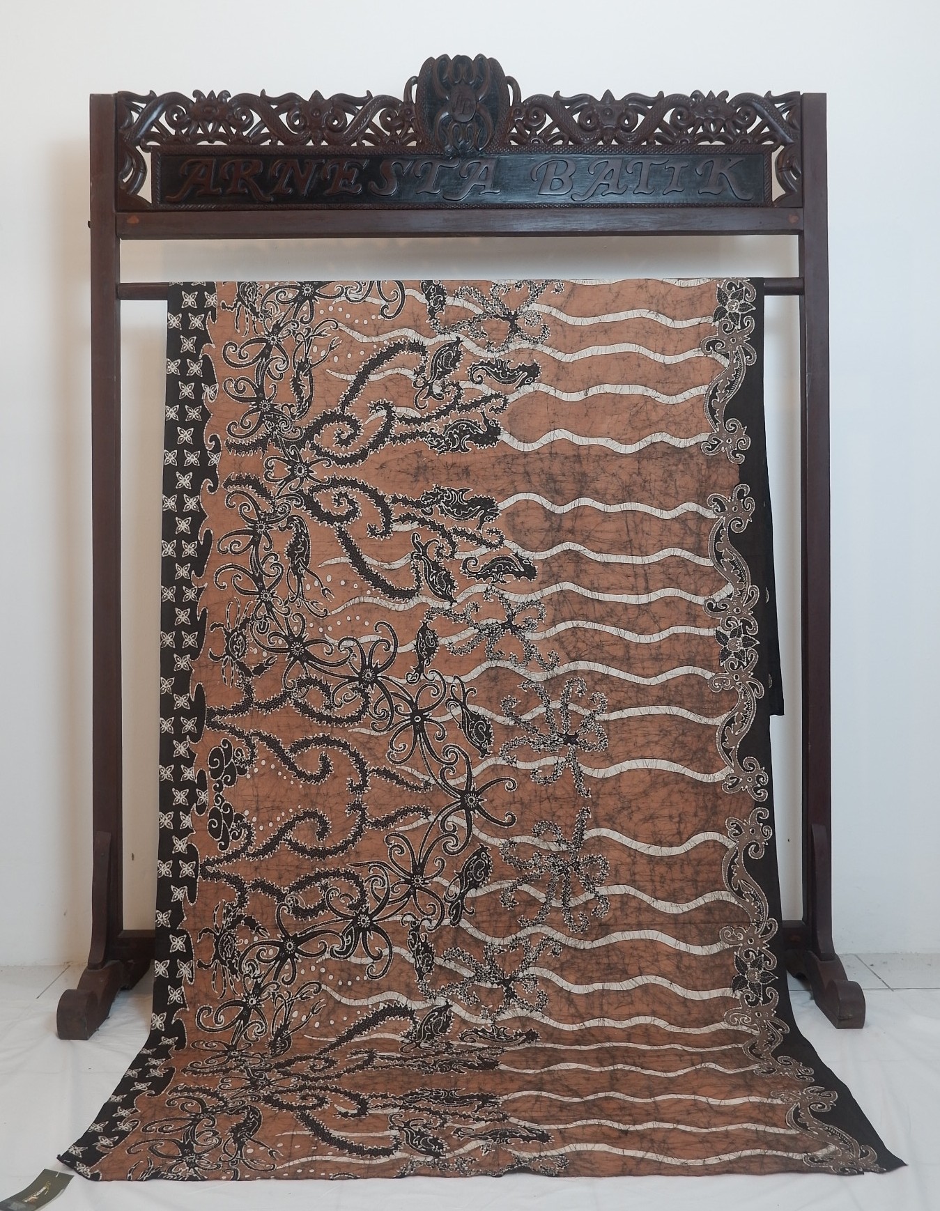 Kain batik tulis katun premium pewarna alam motif Harmoni Bahari Borneo